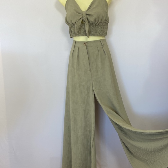 Advocado Green Two Piece Pants and Tie Elastic Top Size Medium NWOT - Picture 4 of 7
